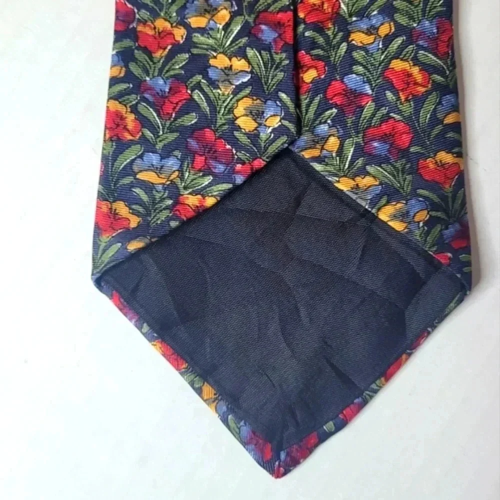 LORD & TAYLOR Men's Necktie